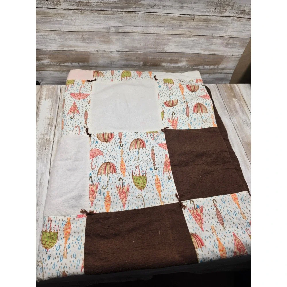 Handmade Patchwork Baby Quilt Umbrella Raindrop Print Fleece Flannel 40x50 Brown